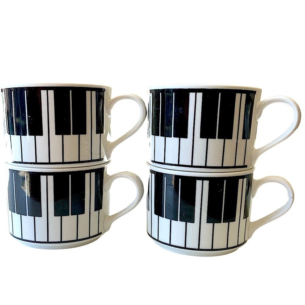 Vintage Lynn’s Piano Mugs Cups Set